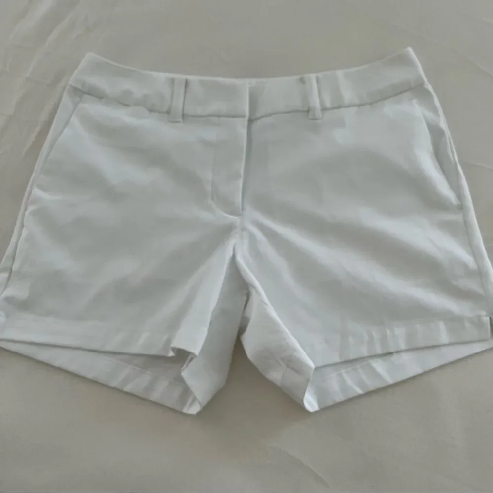 Nike Golf Dri-Fit Flex Chino Shorts in White, Size 4